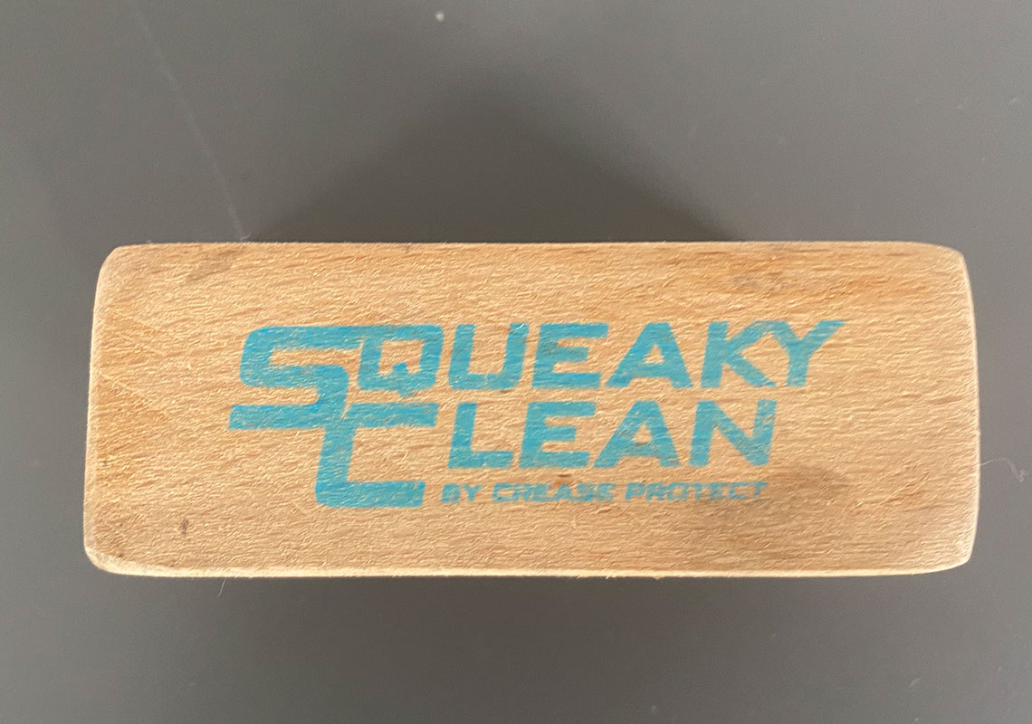 squeaky-clean-brush-branding