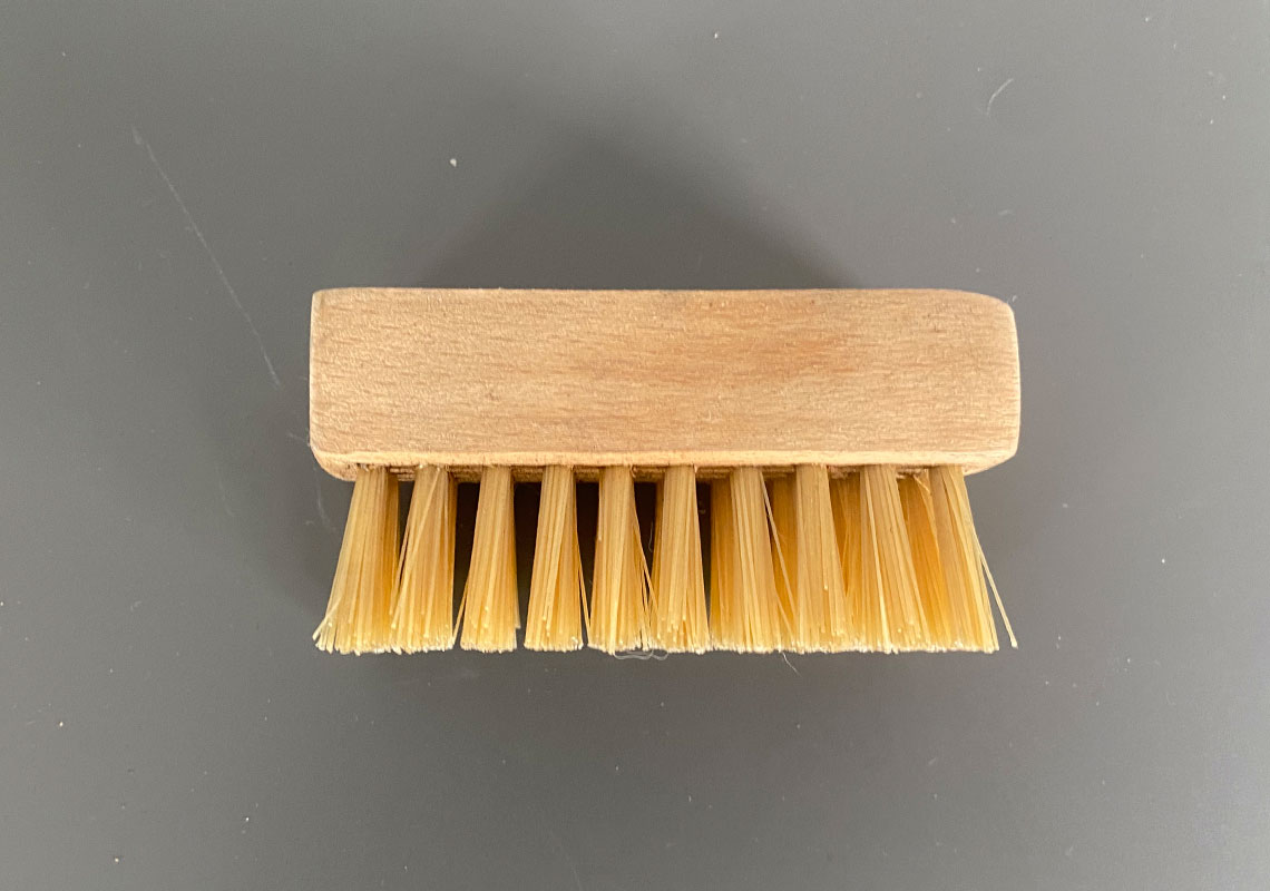 squeaky-clean-brush-bristles