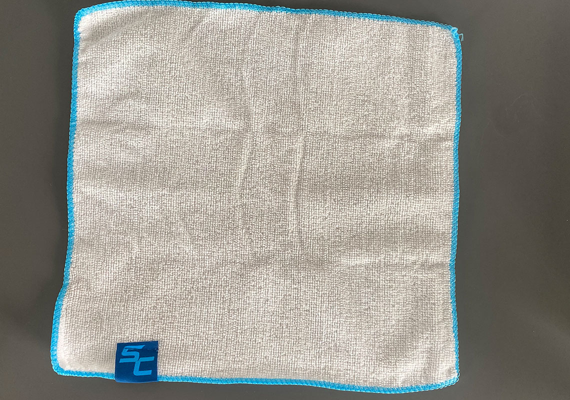 squeaky-clean-microfibre-cloth