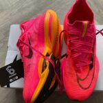 difference_sneakers_and_rubber_shoes